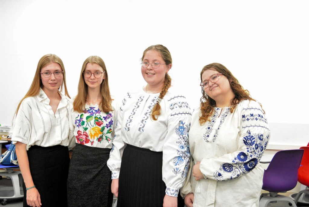 Studenty grinchenkivtsi 2707 1